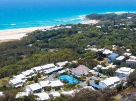 Pandanus Palms Ocean View Holiday Resort on Point Lookout