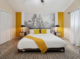 La Casita - Pool, Patio, Pacman!, hotel v destinaci Euless