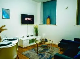 M1 Manchester City Apartment - Blue Lagoon