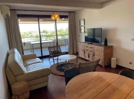 Tipanie- Great 1bedroom in PPT, AC w pool & open view