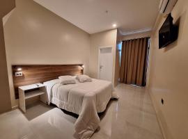 Hotel Brasil, ξενοδοχείο σε Caazapa New