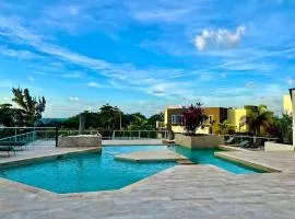 Azalia Palms NEW Oceanview Villa
