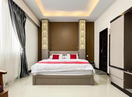 RedDoorz Syariah at Homestay Haji Soma Makale, hotel v destinaci Pongtiku Airport