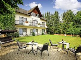 Land-gut-Hotel BurgBlick, hotel with parking in Bad Kreuznach