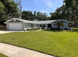 Host Hubble Private Rooms in Southern Lakeland