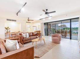 'Lady of the Lagoon' Spacious Waterfront Luxury, khách sạn sang trọng ở Darwin