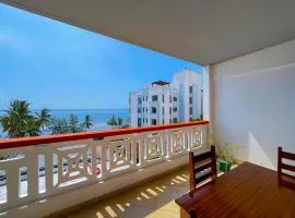 Nate's Beachfront Apartments