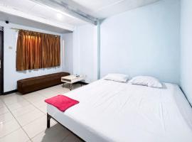 Dian Wisata Ciapus RedPartner, отель в городе Tjilobak