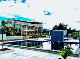 Jeanine's Travellers Inn by RedDoorz, hotel v destinaci Morong
