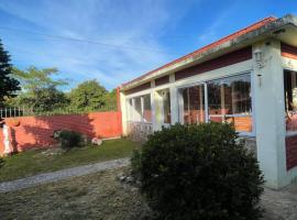 Cosquin , casa en barrio residencial, Hotel in Cosquín