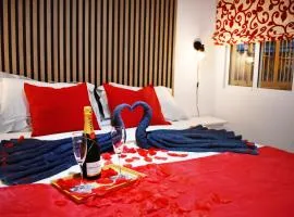 Apartment with jacuzzi en Torremolinos, Garipolo 1 by NAMASTE ELITE