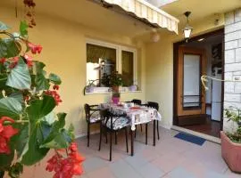 Cosy Medulin apartments with terrace