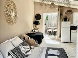 La Cabane du Mas Andalou Plage première ligne de mer