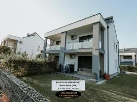 White Mountain Apartment