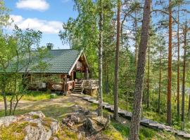 Holiday Home Karhupirtti by Interhome, hotel in Mäntyharju