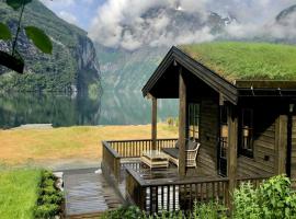 Cabin by the fjord: Geiranger şehrinde bir spa k&uuml;vetli otel
