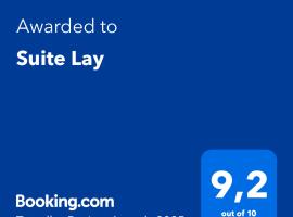 Suite Lay, place to stay in Zaragoza