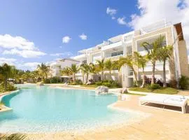 Luxury 1 BR at Aqua Esmeralda Private Beach Access