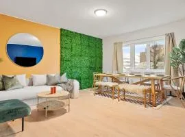 Dinbnb Apartments l Free Parking l 5 Min From Torget l Nearby Coast I Newly Furnished