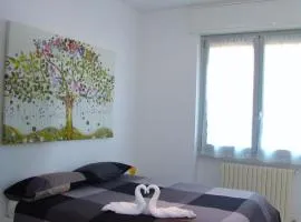 Modern Apartment Luci & Stelle near Lake Como