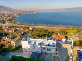 WHİTE ROSE VİLLA Jakuzili ve Isıtma Havuzlu