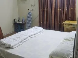 Room Roola Cournich