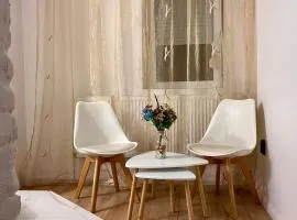 Central Cozy Apartment