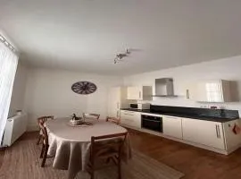 Holiday Home by River Ouche near Castles