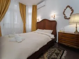 Beehive Hotel and CoWorking