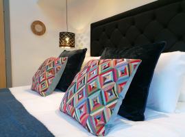 1 bedroom suite in Holt with parking, acomoda&ccedil;&atilde;o em Holt