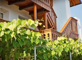 Albergo Diffuso "Col Gentile" Socchieve, hotel v destinaci Priuso