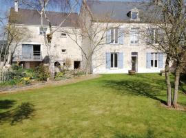 Charming House Between Land & Sea, hotel a Barbery