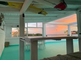 Agro Surf House, hotel v destinaci Novo Sancti Petri