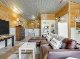 Waynesville Studio with Fire Pit and Mountain Views!