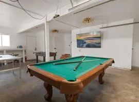 Bunny's Ranch - Sleeps 12, Pool Table, Ping Pong, Foosball