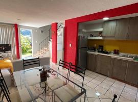 Casa en Cuernavaca Casa Luz, Hotel in Cuernavaca