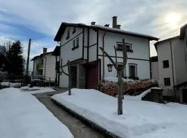 Mama Emiliya Guest House
