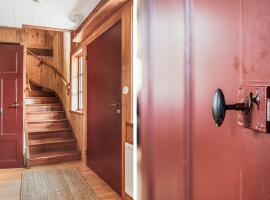 Charming Forest Retreat - 15 Min from Mariefred, hotel a Nykvarn