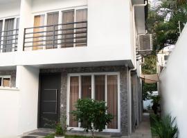 Townhouse - Centrico - Modern - 3 hab - Patio, hotel v destinaci San Pedro Sula