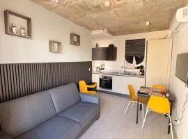 Stylish Apartment in Paceville - 3 Bedrooms, 3 Bathrooms, 2 Kitchens, Great for Friends & Groups