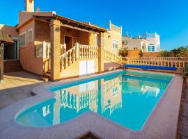 Villa Deva 20，位于托雷维耶哈的酒店