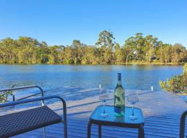 The Boat House, αγροικία σε Dora Creek