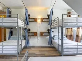 Samesun Banff Hostel
