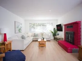 Family Home, Pool, Pong, Nintendo
