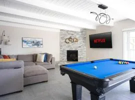 Renovated Retreat 4BR Oasis w Pool and Pool Table