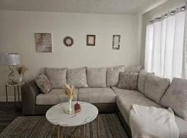 The Sample Rd Retreats