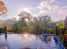 Ubud 3 bedrooms with river view