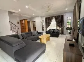 Comfy21 Homestay Ipoh near Sunway Tambun