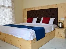 Apple Orchards 4Bhk