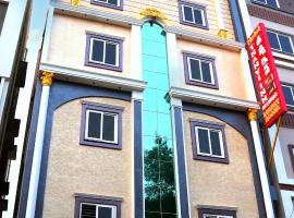 HOTEL THANVi INN, hotel de lujo en Guntūr